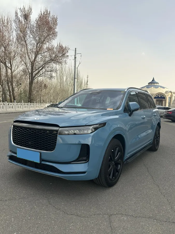 2021 Li ONE Range Extended 131HP REEV 40.5KWH,autocango,china used car exporter,china ev exporter,chinese used car exporter,chinese used ev exporter