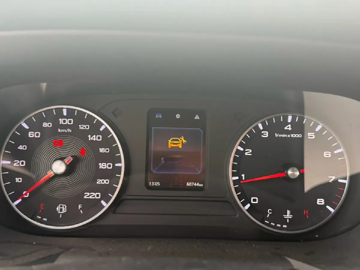 2021 MG 5 1.5L 120HP L4 5MT,autocango,china used car exporter,china ev exporter,chinese used car exporter,chinese used ev exporter