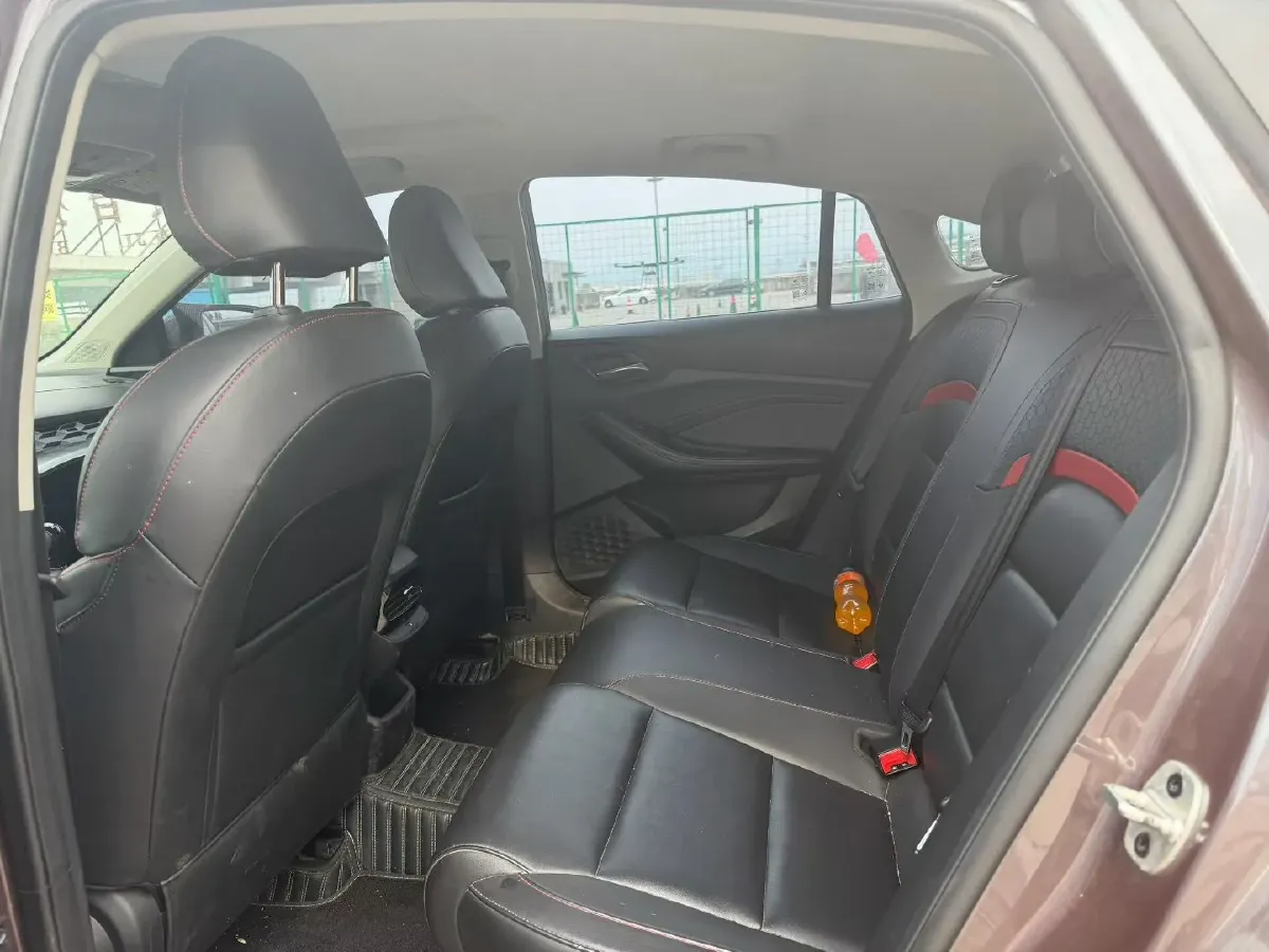 2021 MG 5 1.5L 120HP L4 5MT,autocango,china used car exporter,china ev exporter,chinese used car exporter,chinese used ev exporter