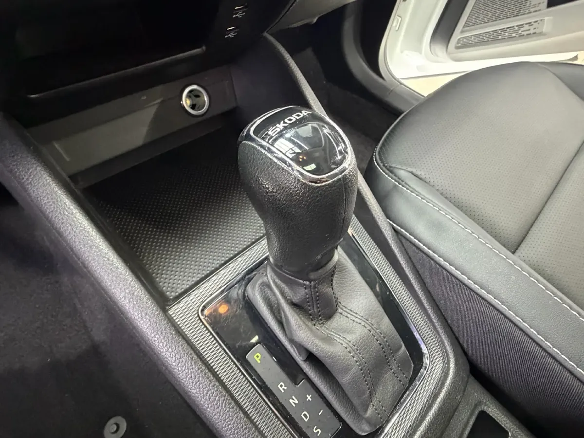 2023 Skoda Kamiq 1.5L 112HP L4 6AT,autocango,china used car exporter,china ev exporter,chinese used car exporter,chinese used ev exporter