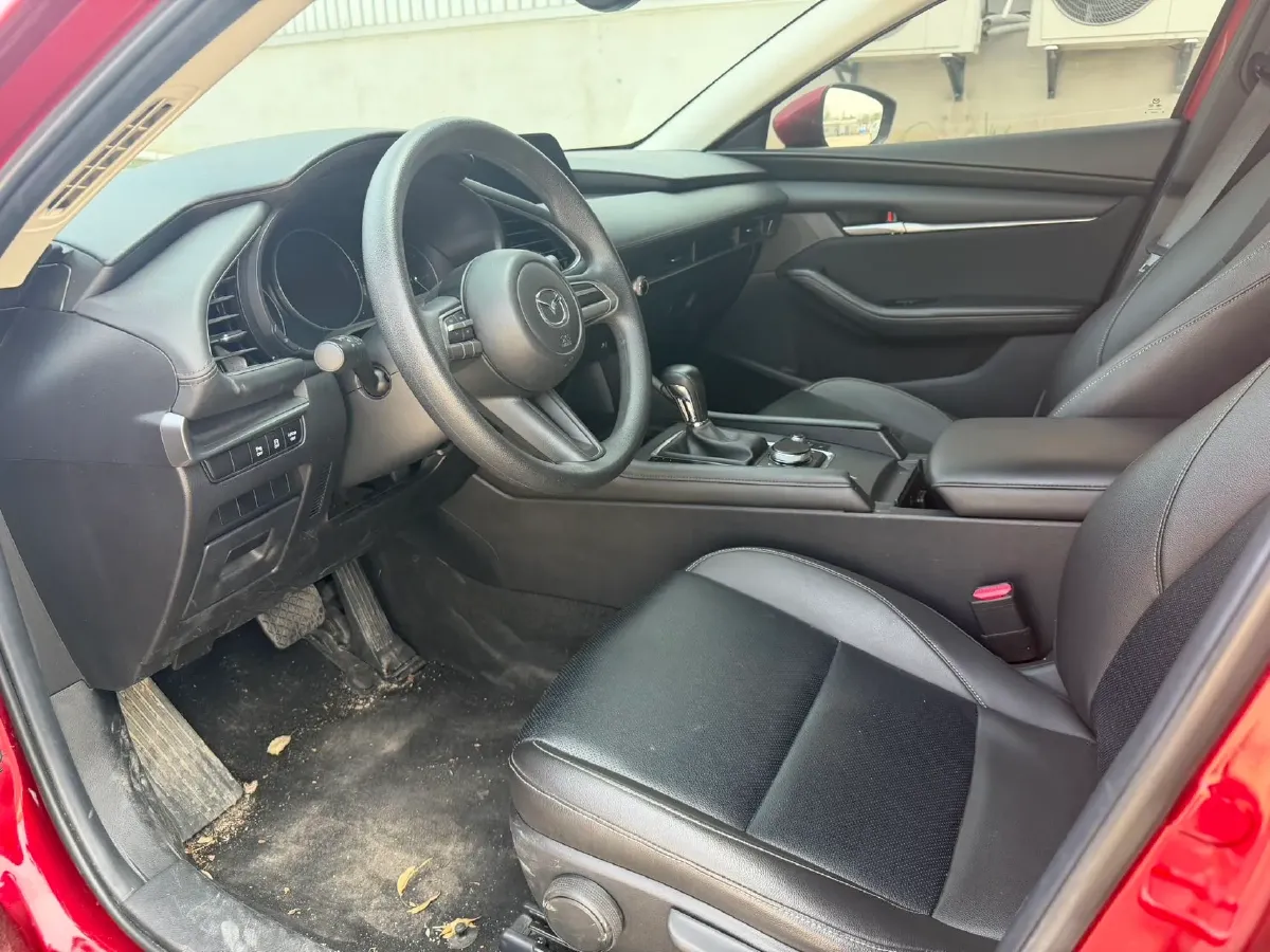 2021 Mazda 3 Axela 1.5L 117HP L4 6AT,autocango,china used car exporter,china ev exporter,chinese used car exporter,chinese used ev exporter