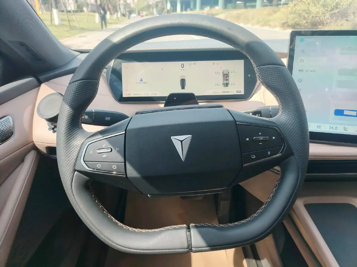 2022 DongFeng Forthing LingZhi EV BEV 68.4KWH,autocango,china used car exporter,china ev exporter,chinese used car exporter,chinese used ev exporter