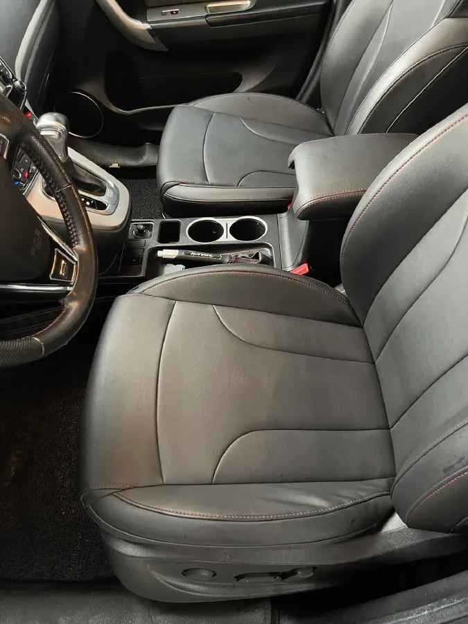 2017 Haval M6 1.5T 150HP L4 6AT,autocango,china used car exporter,china ev exporter,chinese used car exporter,chinese used ev exporter