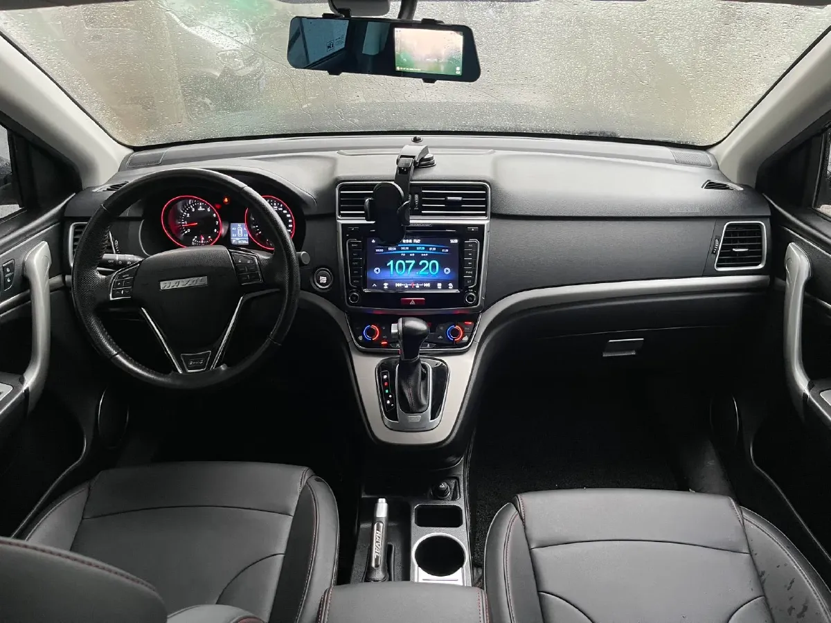 2017 Haval M6 1.5T 150HP L4 6AT,autocango,china used car exporter,china ev exporter,chinese used car exporter,chinese used ev exporter