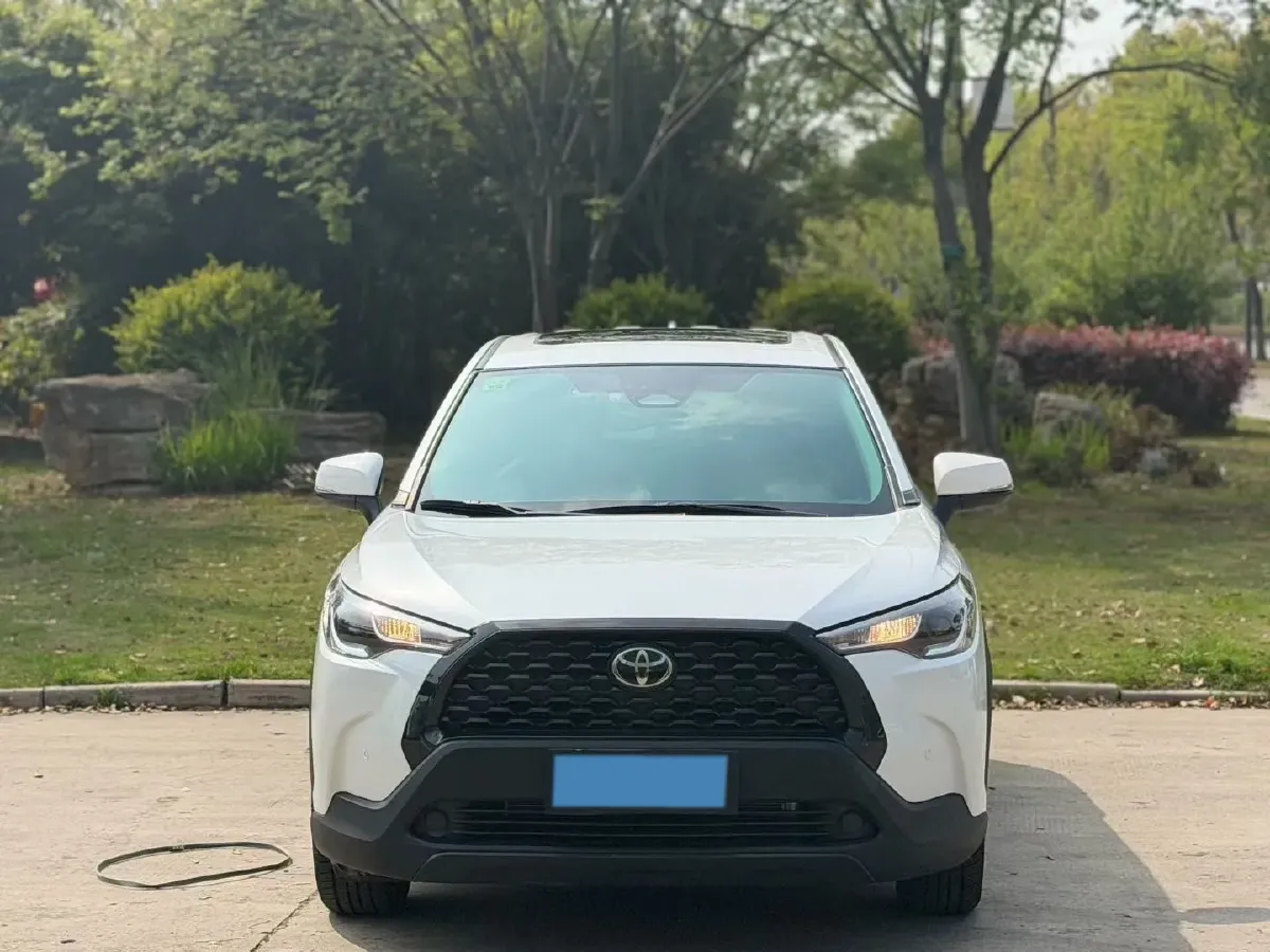 2024 Toyota Corolla Cross 2.0L 152HP L4 E-CVT Hybrid,autocango,china used car exporter,china ev exporter,chinese used car exporter,chinese used ev exporter