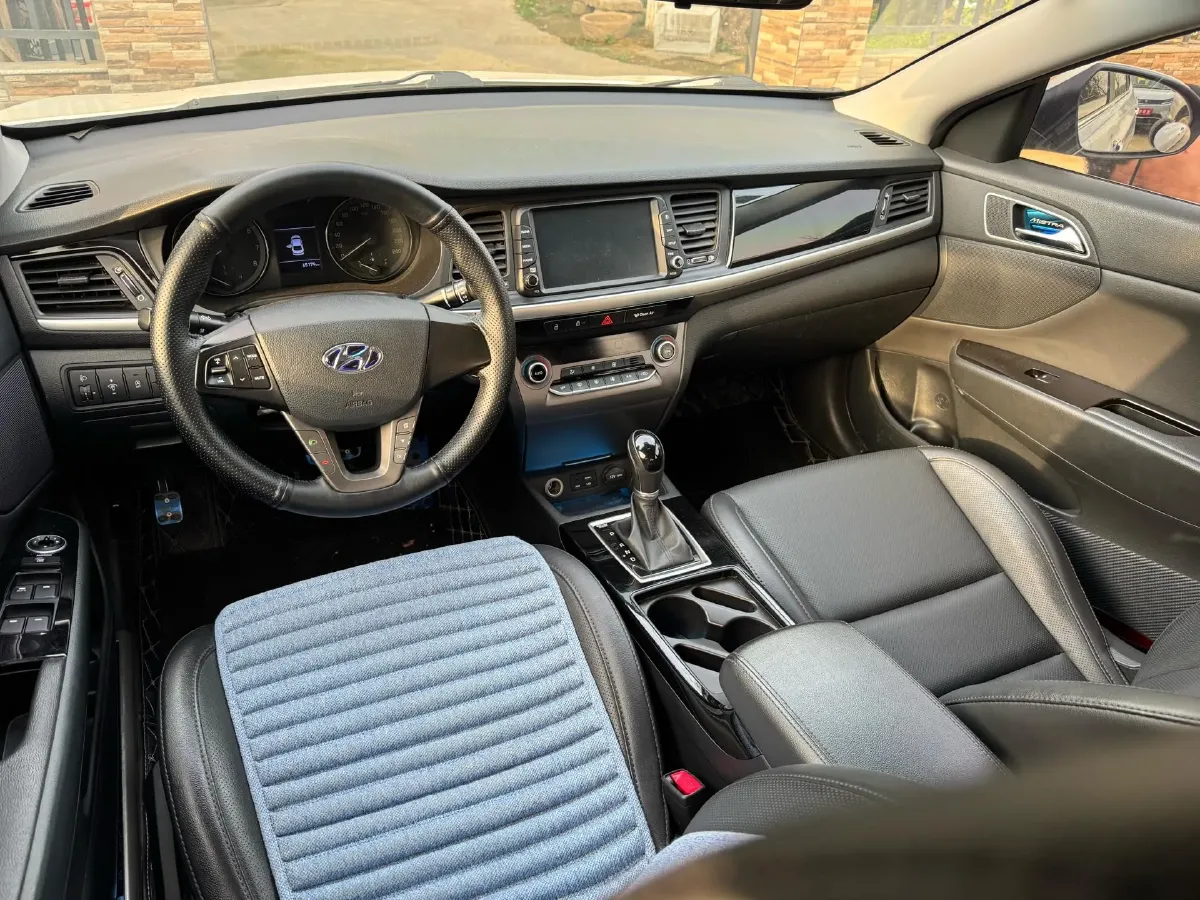 2017 Hyundai Mistra 1.8L 143HP L4 6AT,autocango,china used car exporter,china ev exporter,chinese used car exporter,chinese used ev exporter