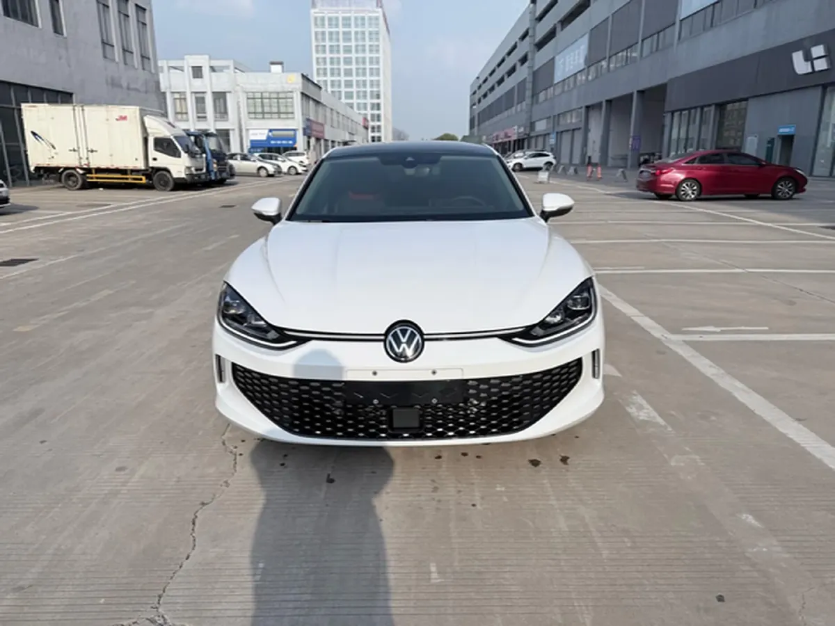 2025 Volkswagen Lamando 1.4T 150HP L4 7DCT,autocango,china used car exporter,china ev exporter,chinese used car exporter,chinese used ev exporter