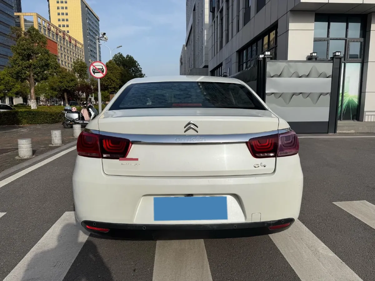 2016 Citroen C4 C-Quatre 1.6L 117HP L4 6AT,autocango,china used car exporter,china ev exporter,chinese used car exporter,chinese used ev exporter