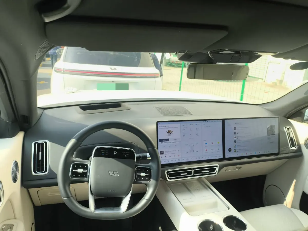 2025 Li L9 Range Extended 154HP REEV,autocango,china used car exporter,china ev exporter,chinese used car exporter,chinese used ev exporter