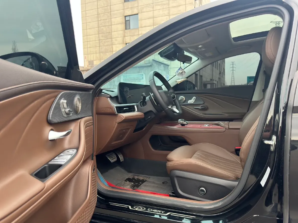 2024 Chery Arrizo 8 2.0T 254HP L4 7DCT,autocango,china used car exporter,china ev exporter,chinese used car exporter,chinese used ev exporter