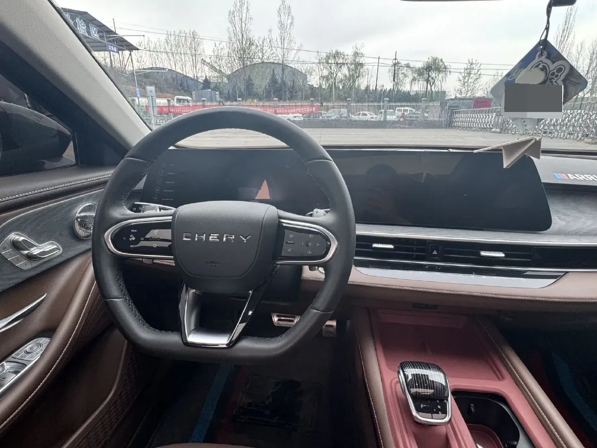 2024 Chery Arrizo 8 2.0T 254HP L4 7DCT,autocango,china used car exporter,china ev exporter,chinese used car exporter,chinese used ev exporter