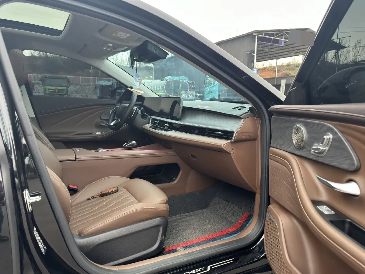 2024 Chery Arrizo 8 2.0T 254HP L4 7DCT,autocango,china used car exporter,china ev exporter,chinese used car exporter,chinese used ev exporter