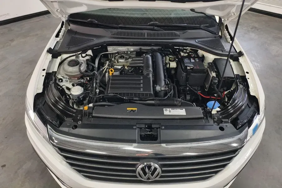 2021 Volkswagen Lavida 1.4T 150HP L4 7DCT,autocango,china used car exporter,china ev exporter,chinese used car exporter,chinese used ev exporter