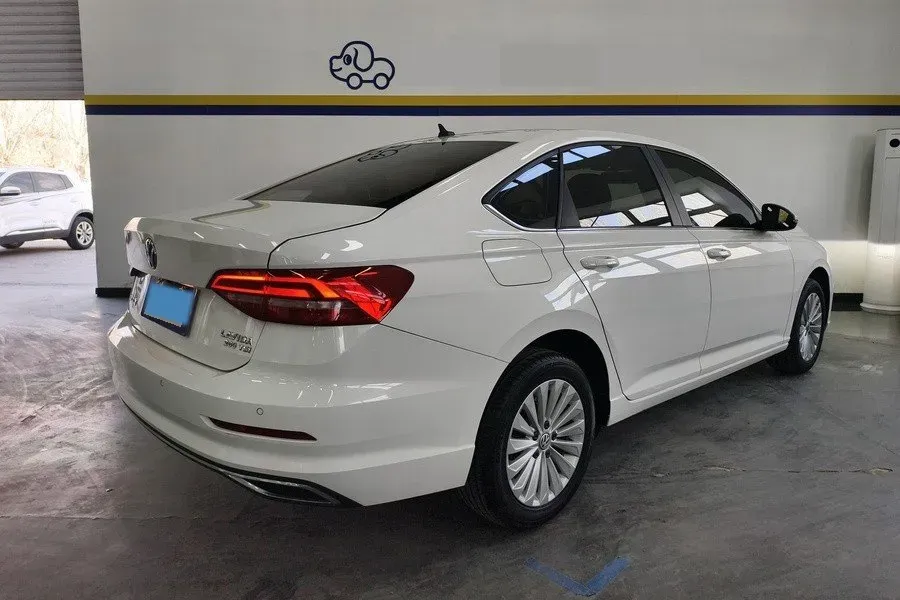 2021 Volkswagen Lavida 1.4T 150HP L4 7DCT,autocango,china used car exporter,china ev exporter,chinese used car exporter,chinese used ev exporter