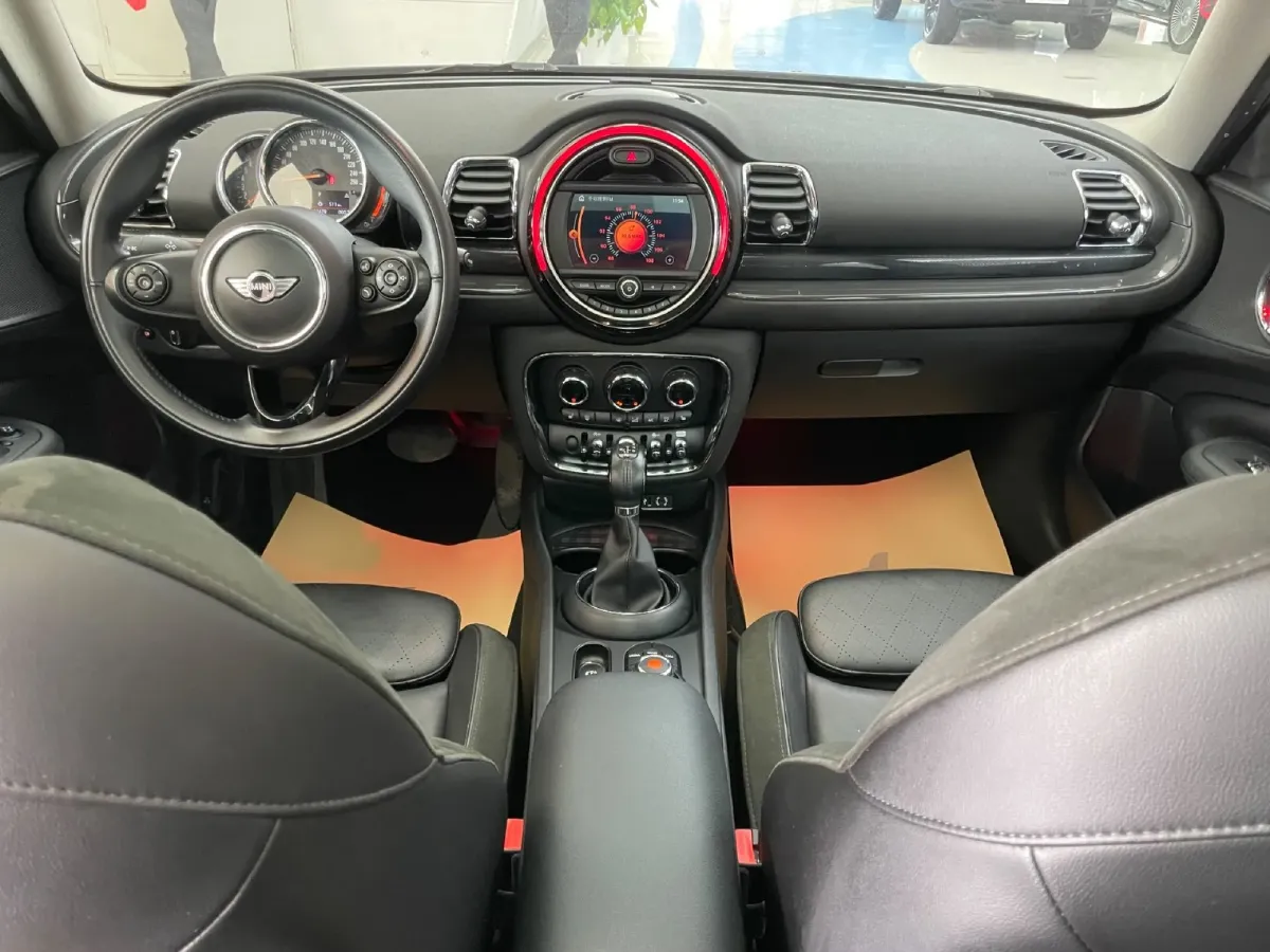 2016 MINI CLUBMAN 1.5T 136HP L3 6AT,autocango,china used car exporter,china ev exporter,chinese used car exporter,chinese used ev exporter