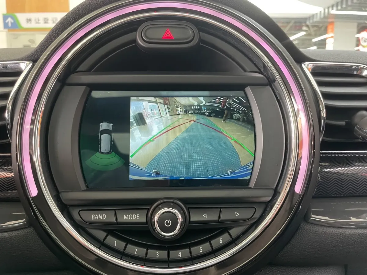 2016 MINI CLUBMAN 1.5T 136HP L3 6AT,autocango,china used car exporter,china ev exporter,chinese used car exporter,chinese used ev exporter