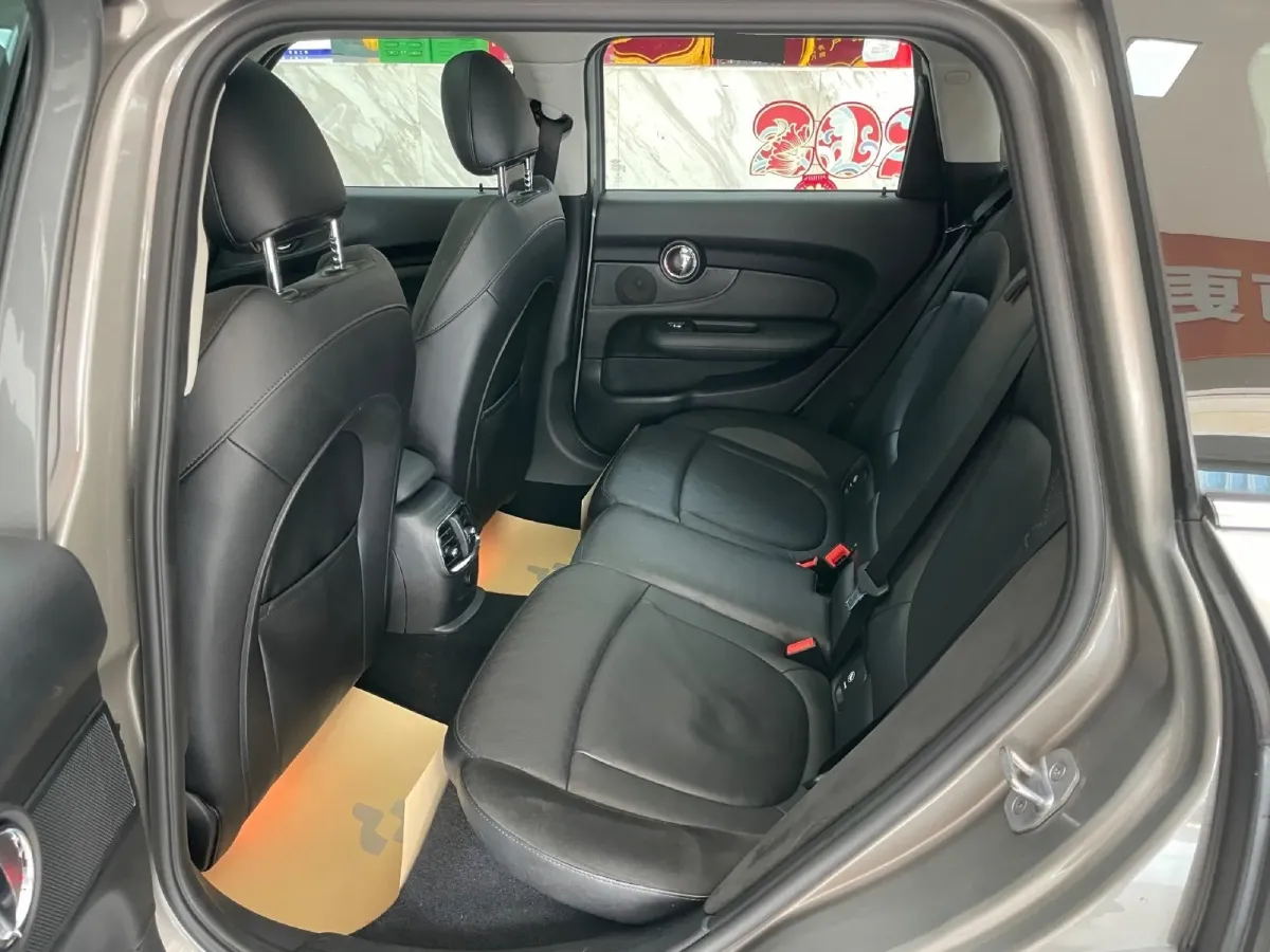 2016 MINI CLUBMAN 1.5T 136HP L3 6AT,autocango,china used car exporter,china ev exporter,chinese used car exporter,chinese used ev exporter