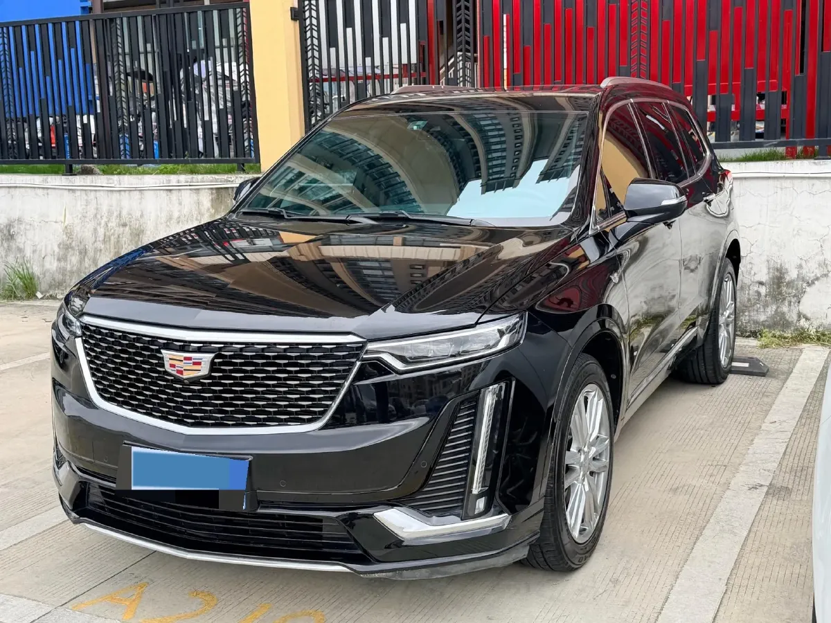 2022 Cadillac XT6 2.0T 237HP L4 9AT,autocango,china used car exporter,china ev exporter,chinese used car exporter,chinese used ev exporter