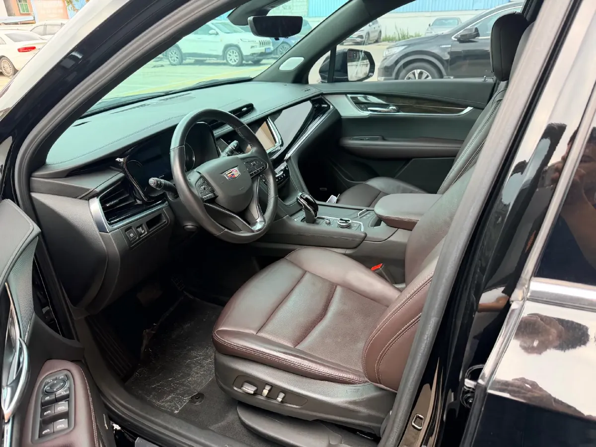 2022 Cadillac XT6 2.0T 237HP L4 9AT,autocango,china used car exporter,china ev exporter,chinese used car exporter,chinese used ev exporter