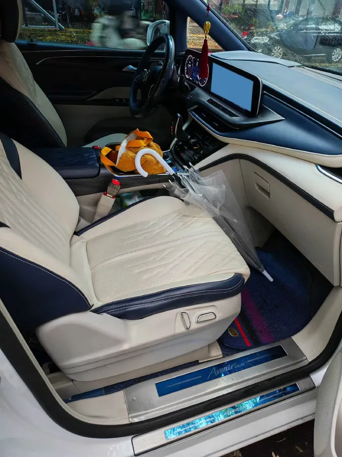 2021 Buick GL8 2.0T 237HP L4 9AT,autocango,china used car exporter,china ev exporter,chinese used car exporter,chinese used ev exporter