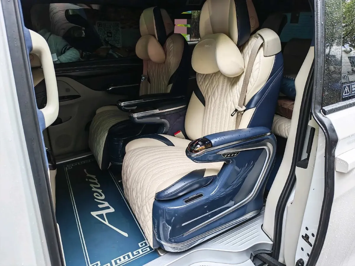 2021 Buick GL8 2.0T 237HP L4 9AT,autocango,china used car exporter,china ev exporter,chinese used car exporter,chinese used ev exporter