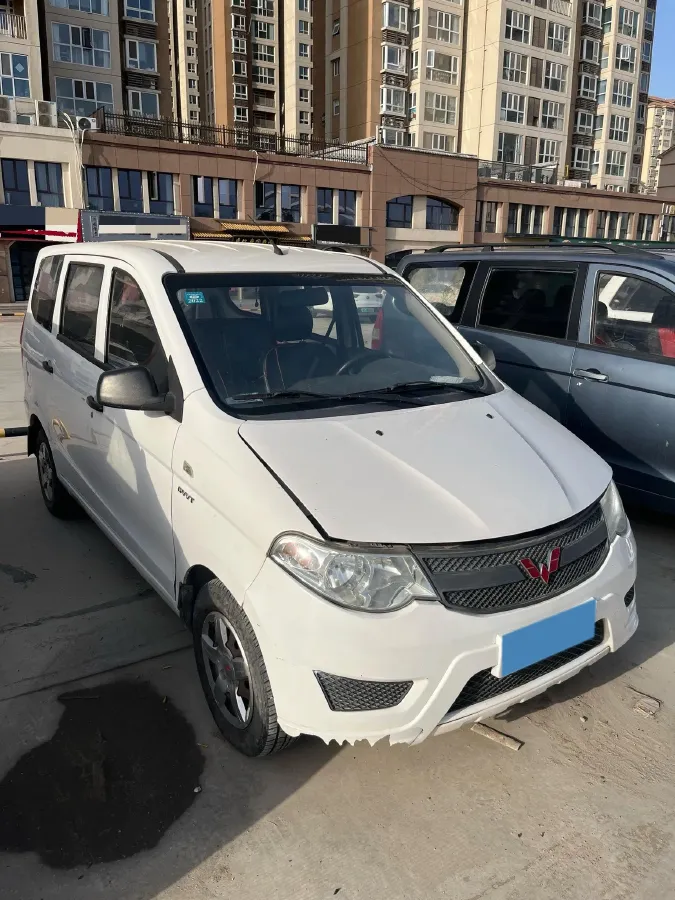 2015 WuLing HongGuang 1.5L 112HP L4 5MT,autocango,china used car exporter,china ev exporter,chinese used car exporter,chinese used ev exporter