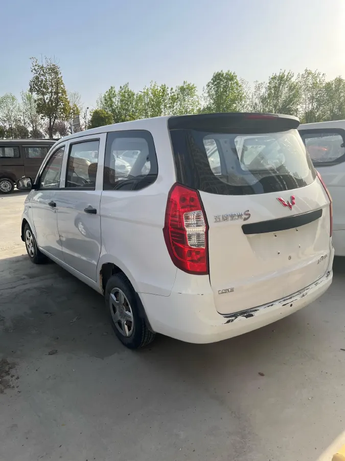 2015 WuLing HongGuang 1.5L 112HP L4 5MT,autocango,china used car exporter,china ev exporter,chinese used car exporter,chinese used ev exporter
