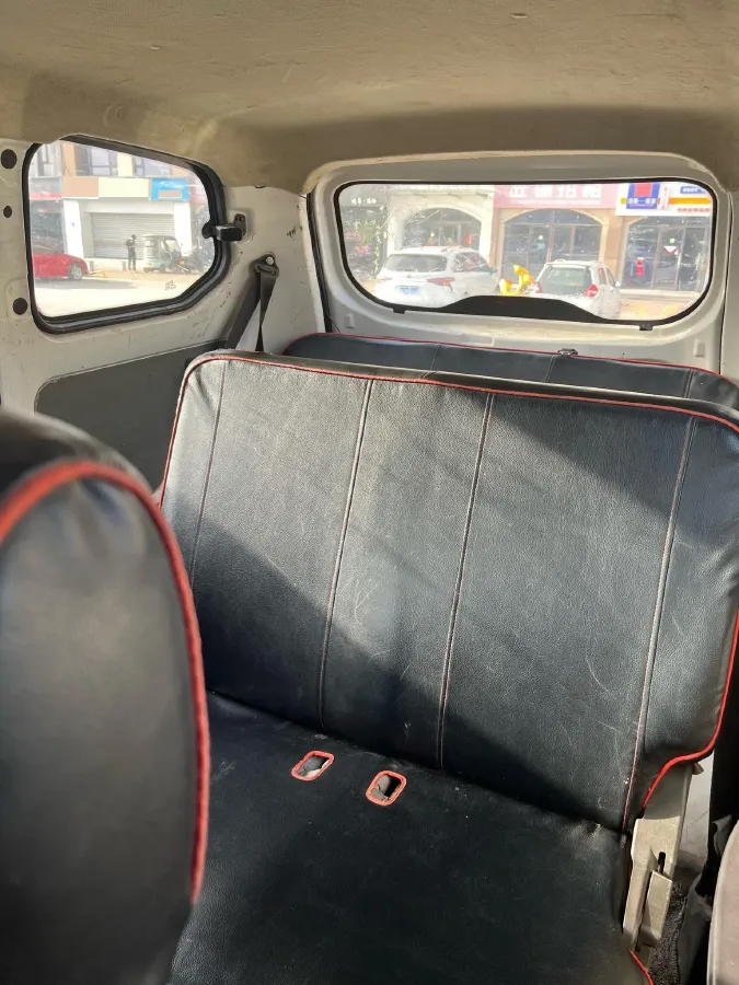 2015 WuLing HongGuang 1.5L 112HP L4 5MT,autocango,china used car exporter,china ev exporter,chinese used car exporter,chinese used ev exporter