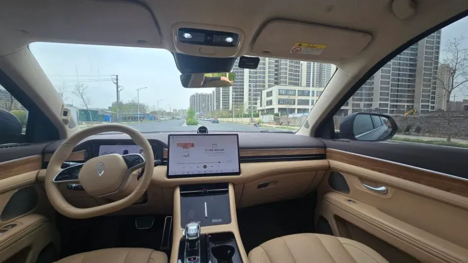 2024 AITO AITO M7 1.5T 152HP L4 REEV 42KWH,autocango,china used car exporter,china ev exporter,chinese used car exporter,chinese used ev exporter