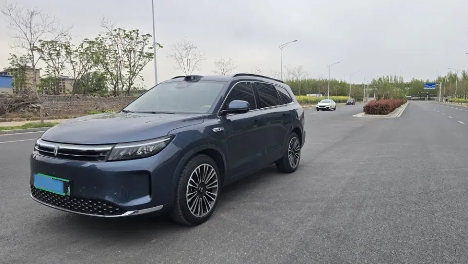 2024 AITO AITO M7 1.5T 152HP L4 REEV 42KWH,autocango,china used car exporter,china ev exporter,chinese used car exporter,chinese used ev exporter