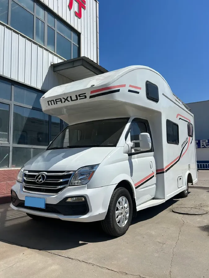 2018 MAXUS XinTu V80 2.5T 136HP L4 6MT,autocango,china used car exporter,china ev exporter,chinese used car exporter,chinese used ev exporter