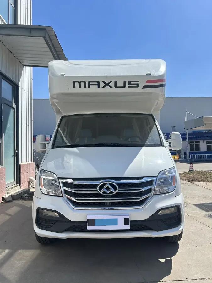2018 MAXUS XinTu V80 2.5T 136HP L4 6MT,autocango,china used car exporter,china ev exporter,chinese used car exporter,chinese used ev exporter
