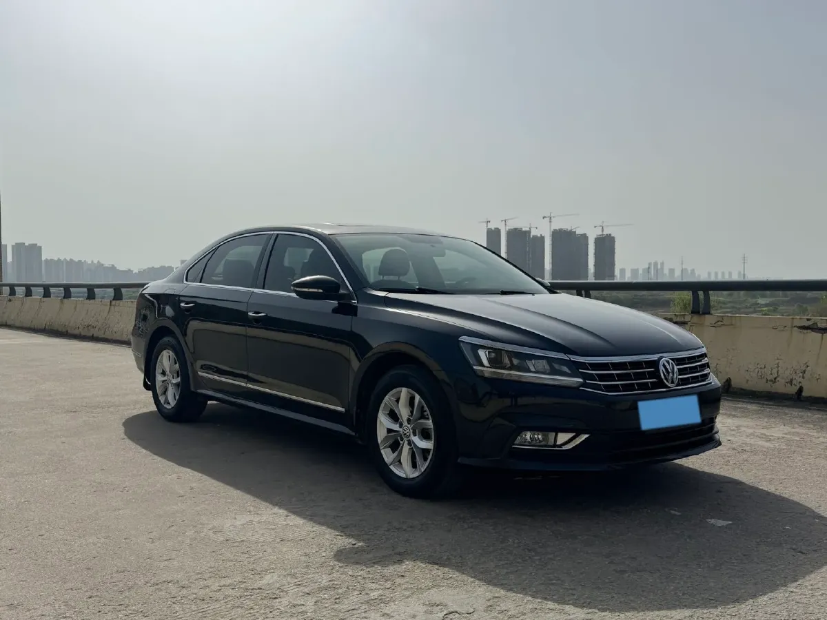 2016 Volkswagen Passat 1.8T 180HP L4 7DCT,autocango,china used car exporter,china ev exporter,chinese used car exporter,chinese used ev exporter