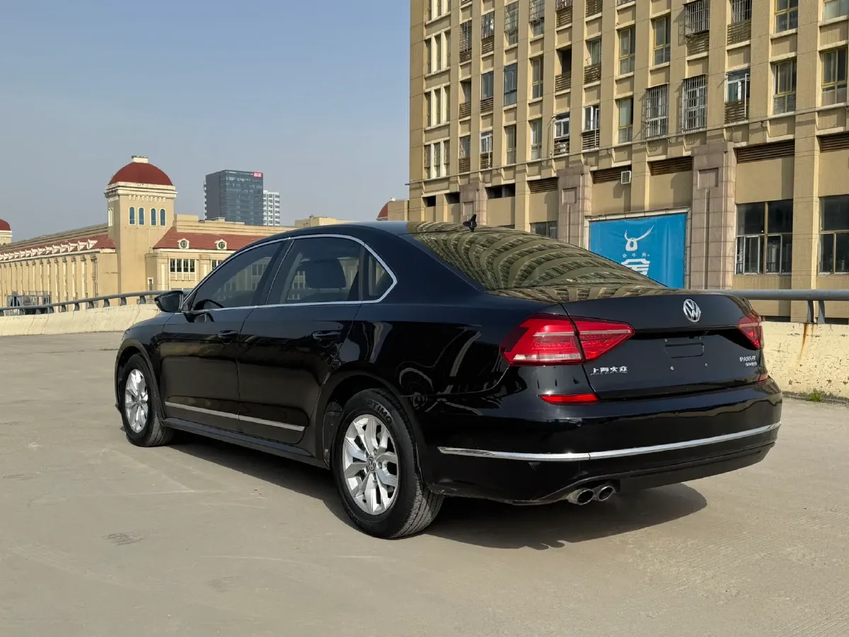 2016 Volkswagen Passat 1.8T 180HP L4 7DCT,autocango,china used car exporter,china ev exporter,chinese used car exporter,chinese used ev exporter