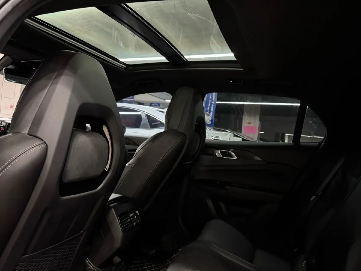 2019 LYNK&CO 03 2.0T 190HP L4 6AT,autocango,china used car exporter,china ev exporter,chinese used car exporter,chinese used ev exporter