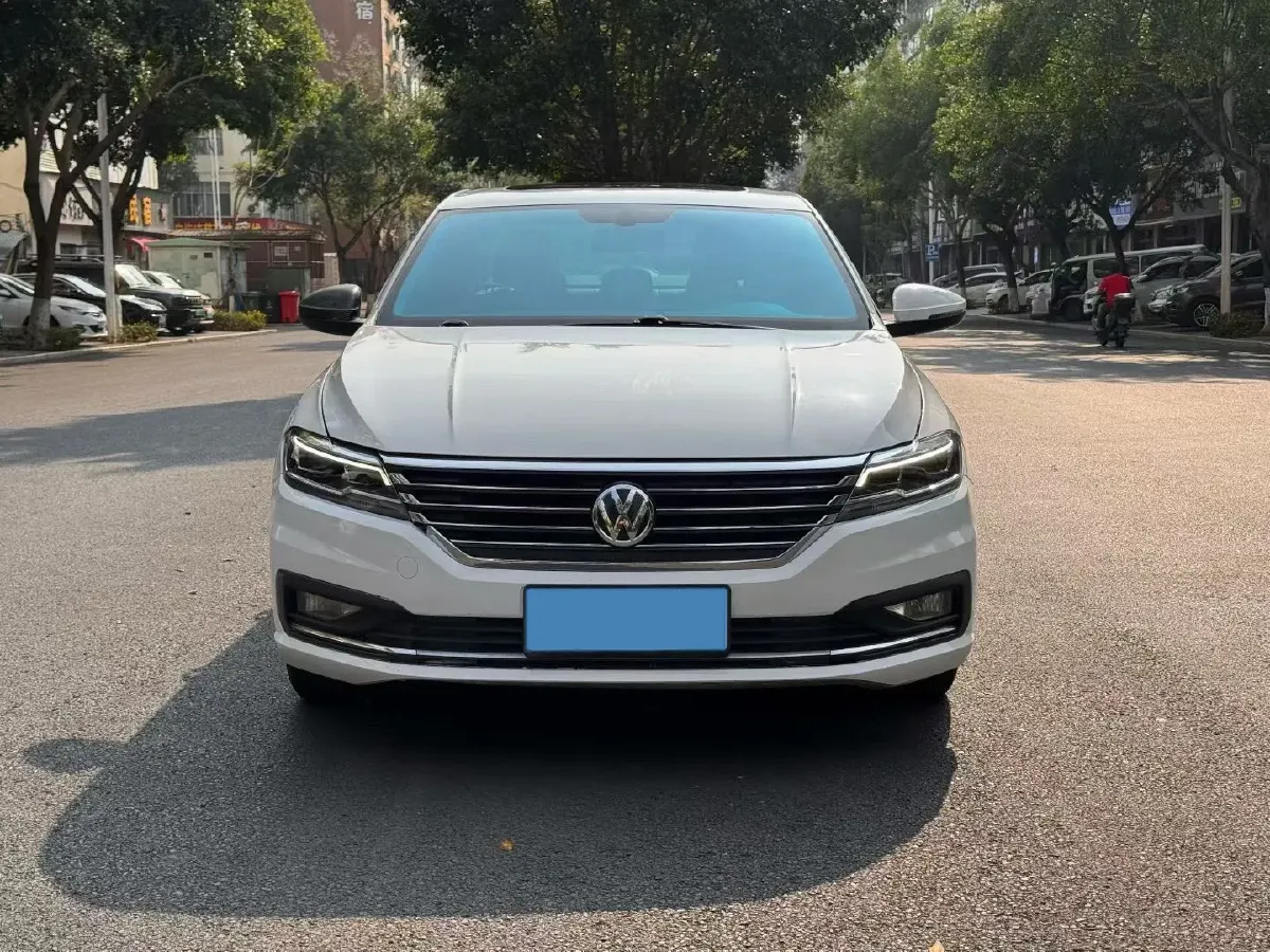 2021 Volkswagen Lavida 1.4T 150HP L4 7DCT,autocango,china used car exporter,china ev exporter,chinese used car exporter,chinese used ev exporter