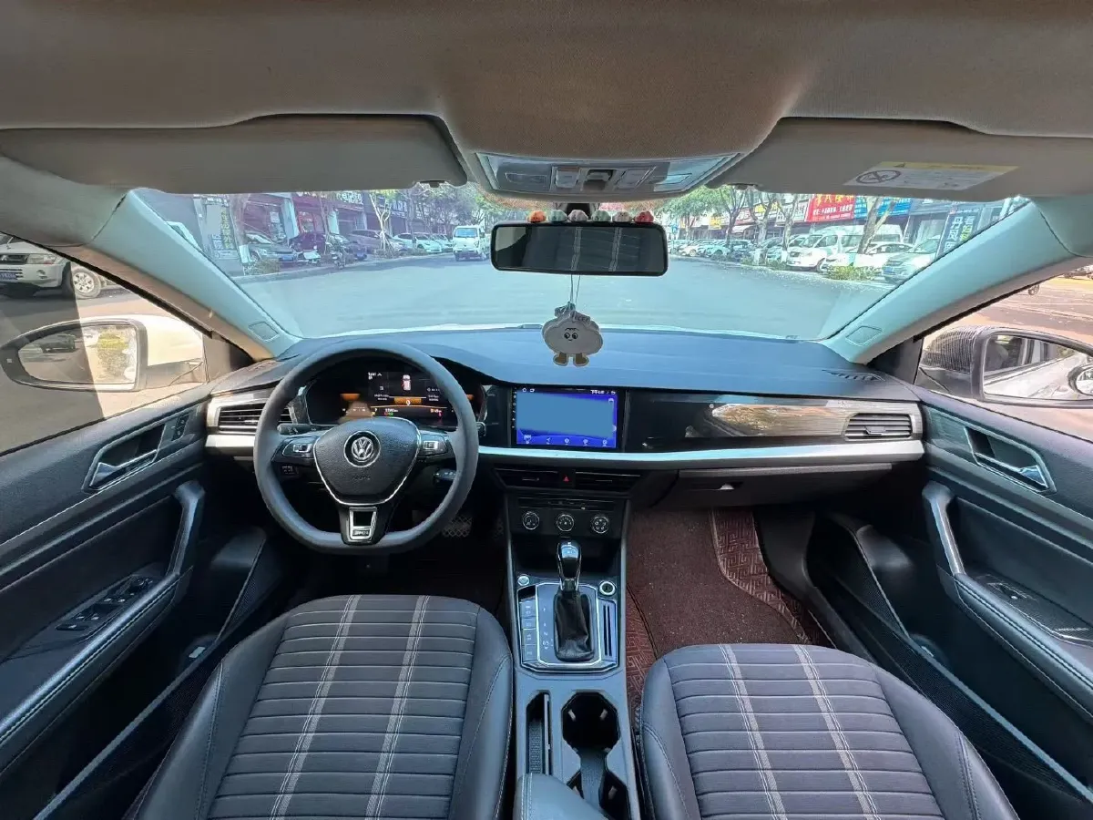 2021 Volkswagen Lavida 1.4T 150HP L4 7DCT,autocango,china used car exporter,china ev exporter,chinese used car exporter,chinese used ev exporter