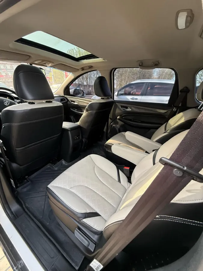 2019 BaoJun 730 1.5T 151HP L4 CVT,autocango,china used car exporter,china ev exporter,chinese used car exporter,chinese used ev exporter