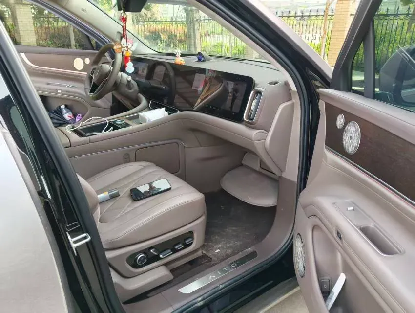 2024 HIMA AITO M9 1.5T 152HP L4 REEV 52KWH,autocango,china used car exporter,china ev exporter,chinese used car exporter,chinese used ev exporter