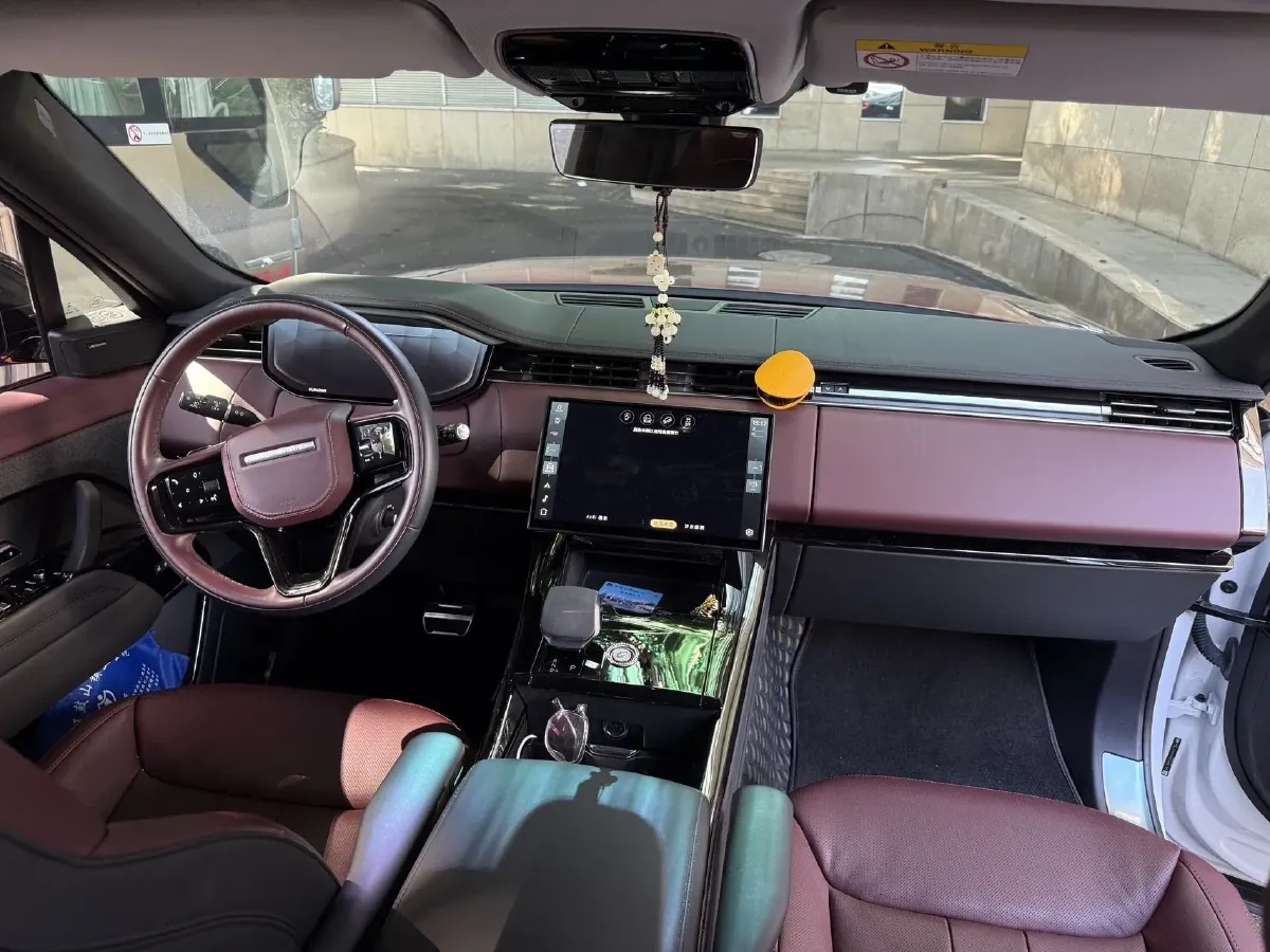 2024 Land Rover Range Rover Sport 3.0T 400HP L6 8AT,autocango,china used car exporter,china ev exporter,chinese used car exporter,chinese used ev exporter