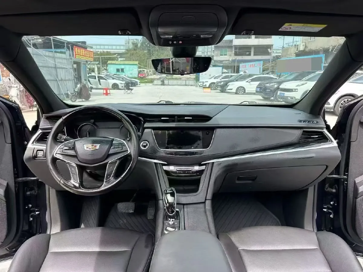 2021 Cadillac XT5 2.0T 237HP L4 9AT,autocango,china used car exporter,china ev exporter,chinese used car exporter,chinese used ev exporter