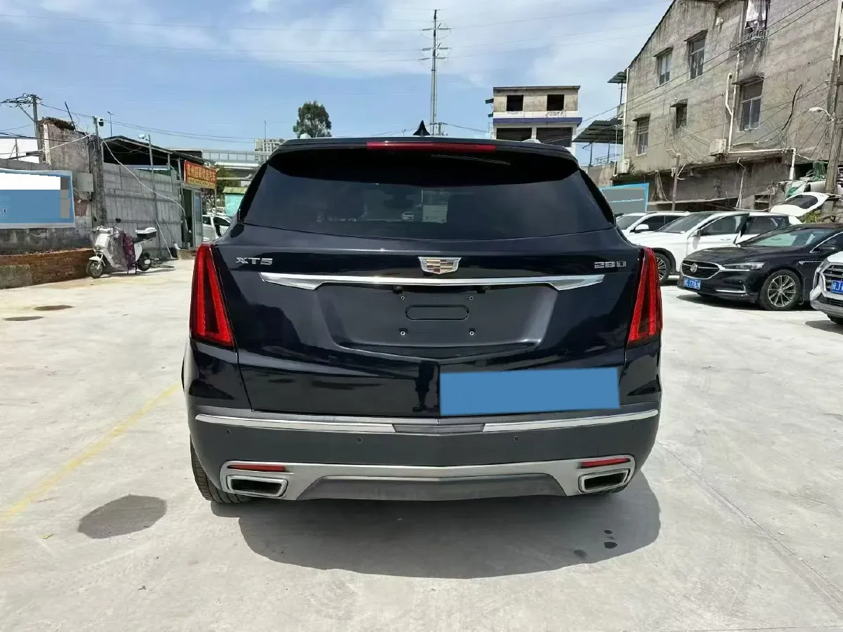 2021 Cadillac XT5 2.0T 237HP L4 9AT,autocango,china used car exporter,china ev exporter,chinese used car exporter,chinese used ev exporter