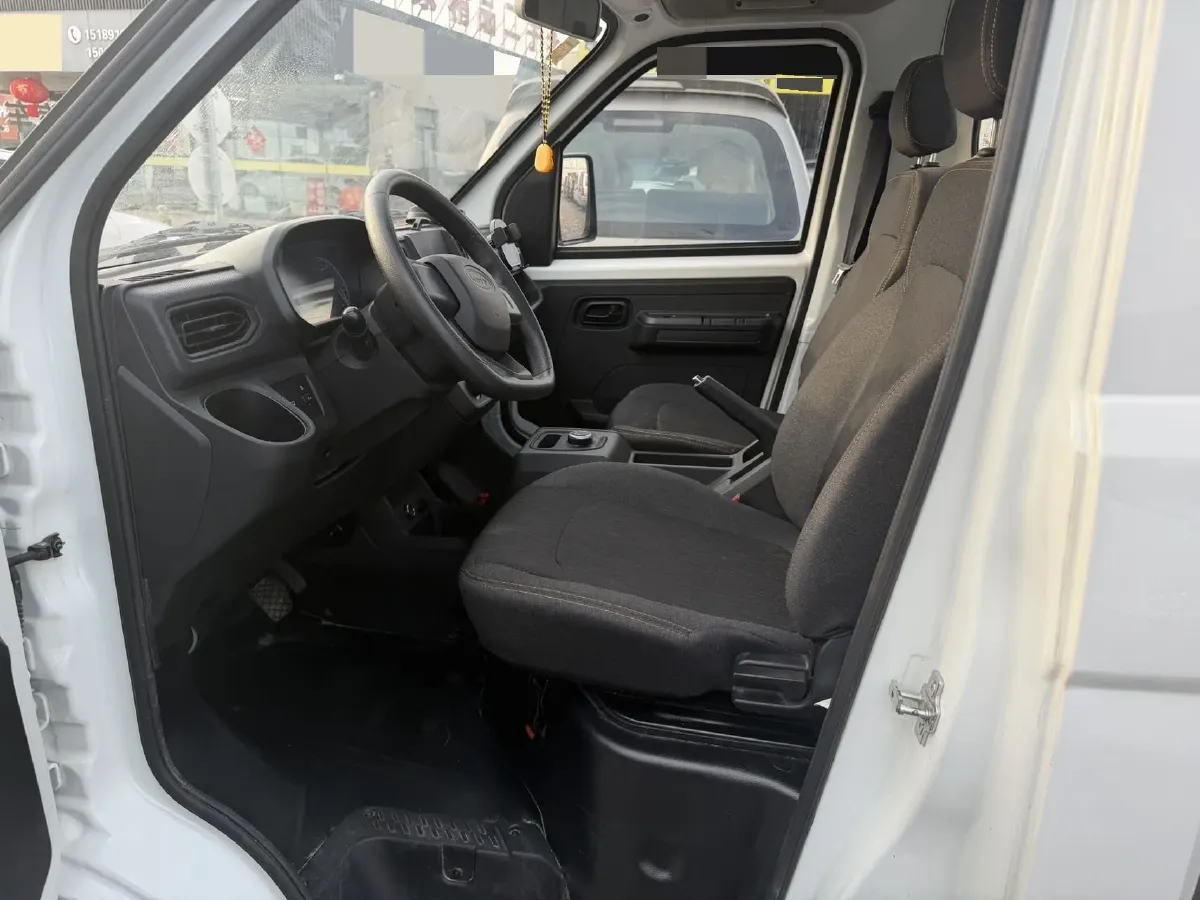 2025 Linxys Golden Mini Truck BEV,autocango,china used car exporter,china ev exporter,chinese used car exporter,chinese used ev exporter