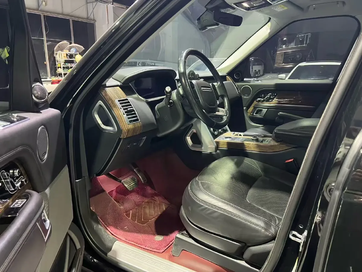 2019 BMW 7 Series 3.0T 340HP L6 8AT,autocango,china used car exporter,china ev exporter,chinese used car exporter,chinese used ev exporter