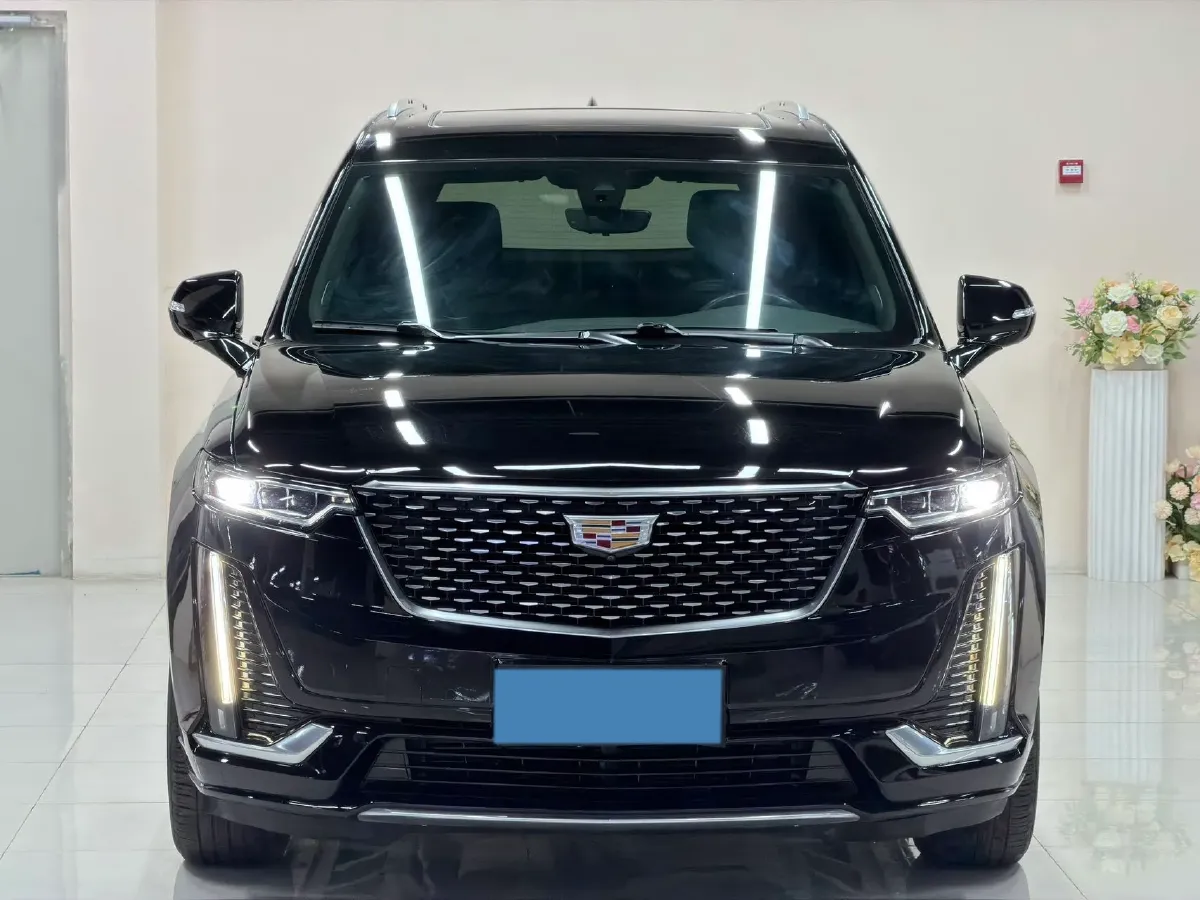 2022 Cadillac XT6 2.0T 237HP L4 9AT,autocango,china used car exporter,china ev exporter,chinese used car exporter,chinese used ev exporter
