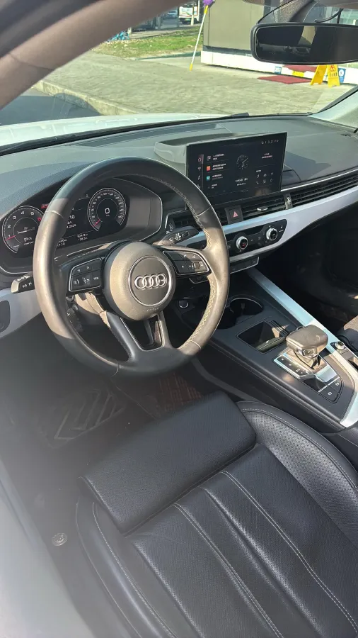 2022 Audi A4L 2.0T 190HP L4 7DCT,autocango,china used car exporter,china ev exporter,chinese used car exporter,chinese used ev exporter