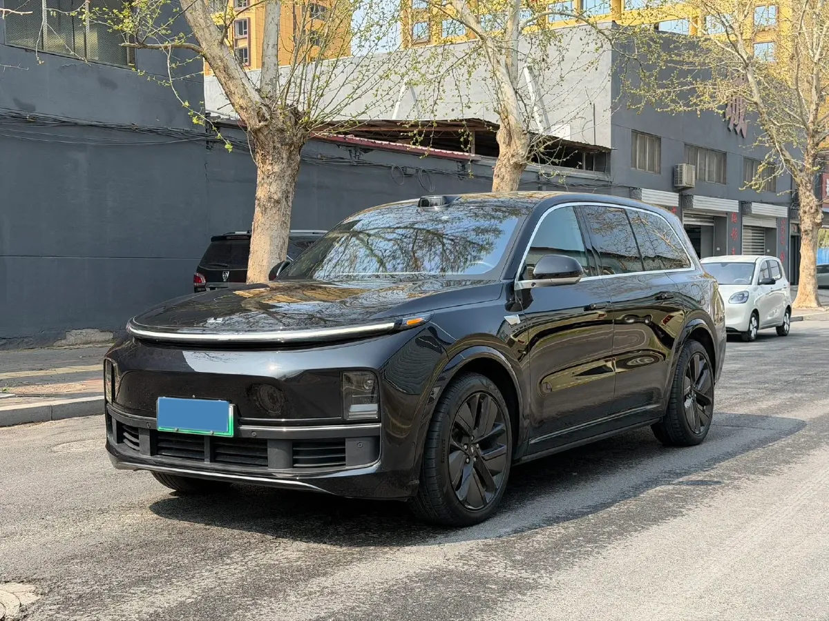 2022 Li L9 Range Extended 154HP REEV 42.6KWH,autocango,china used car exporter,china ev exporter,chinese used car exporter,chinese used ev exporter