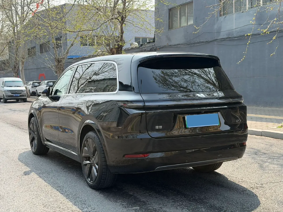 2022 Li L9 Range Extended 154HP REEV 42.6KWH,autocango,china used car exporter,china ev exporter,chinese used car exporter,chinese used ev exporter