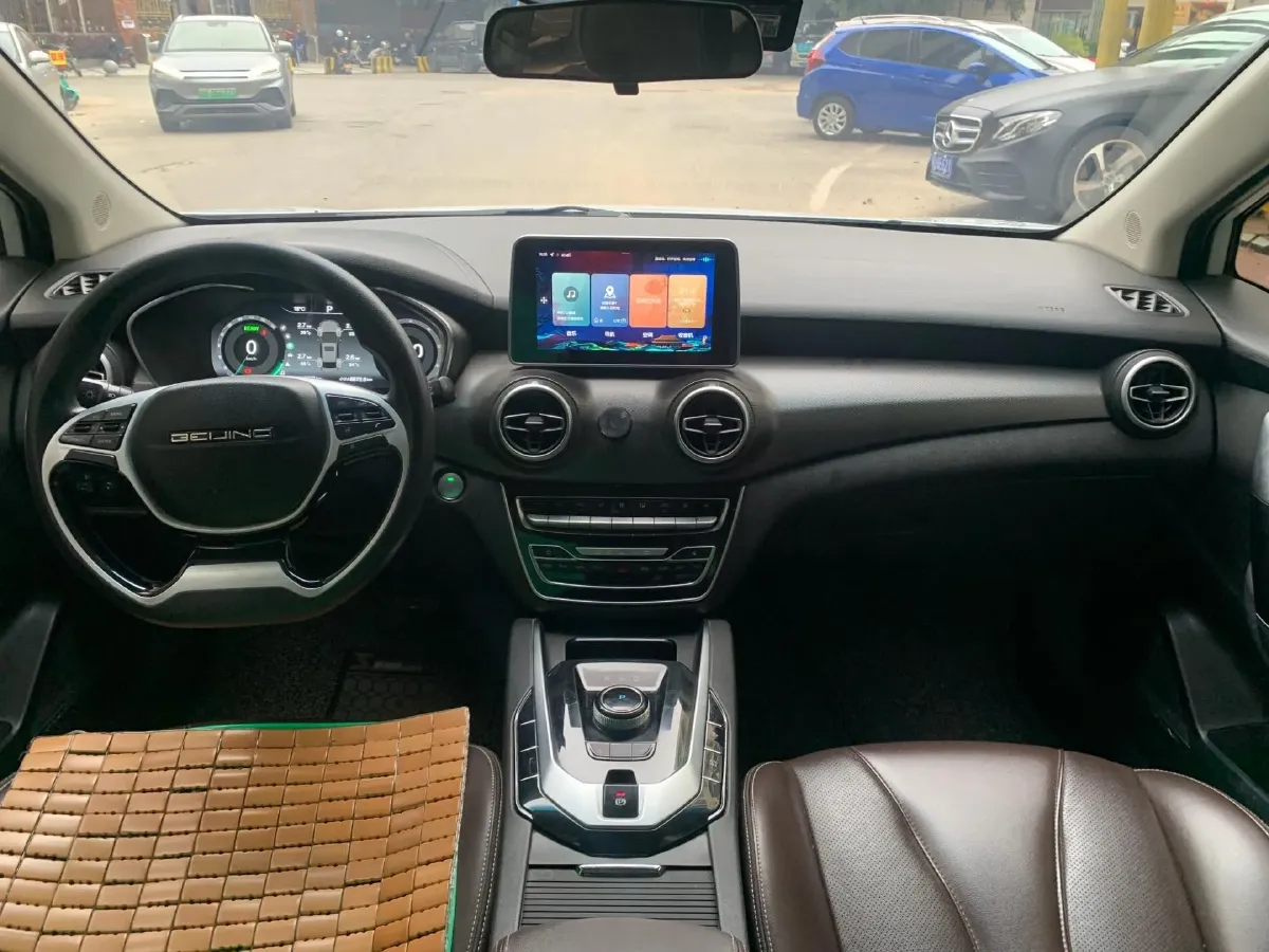 2020 BeiJing Auto EU5 BEV 50.8KWH,autocango,china used car exporter,china ev exporter,chinese used car exporter,chinese used ev exporter