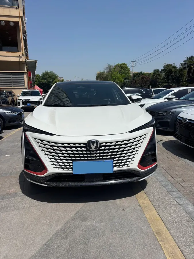2023 ChangAn UNI-T 1.5T 188HP L4 7DCT,autocango,china used car exporter,china ev exporter,chinese used car exporter,chinese used ev exporter